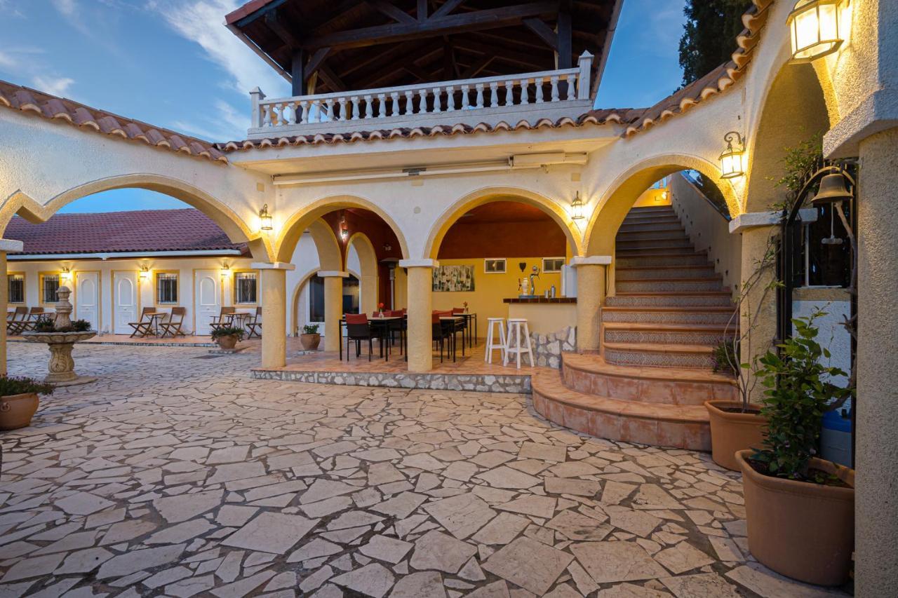 Finca Bilou Aigües Exterior foto